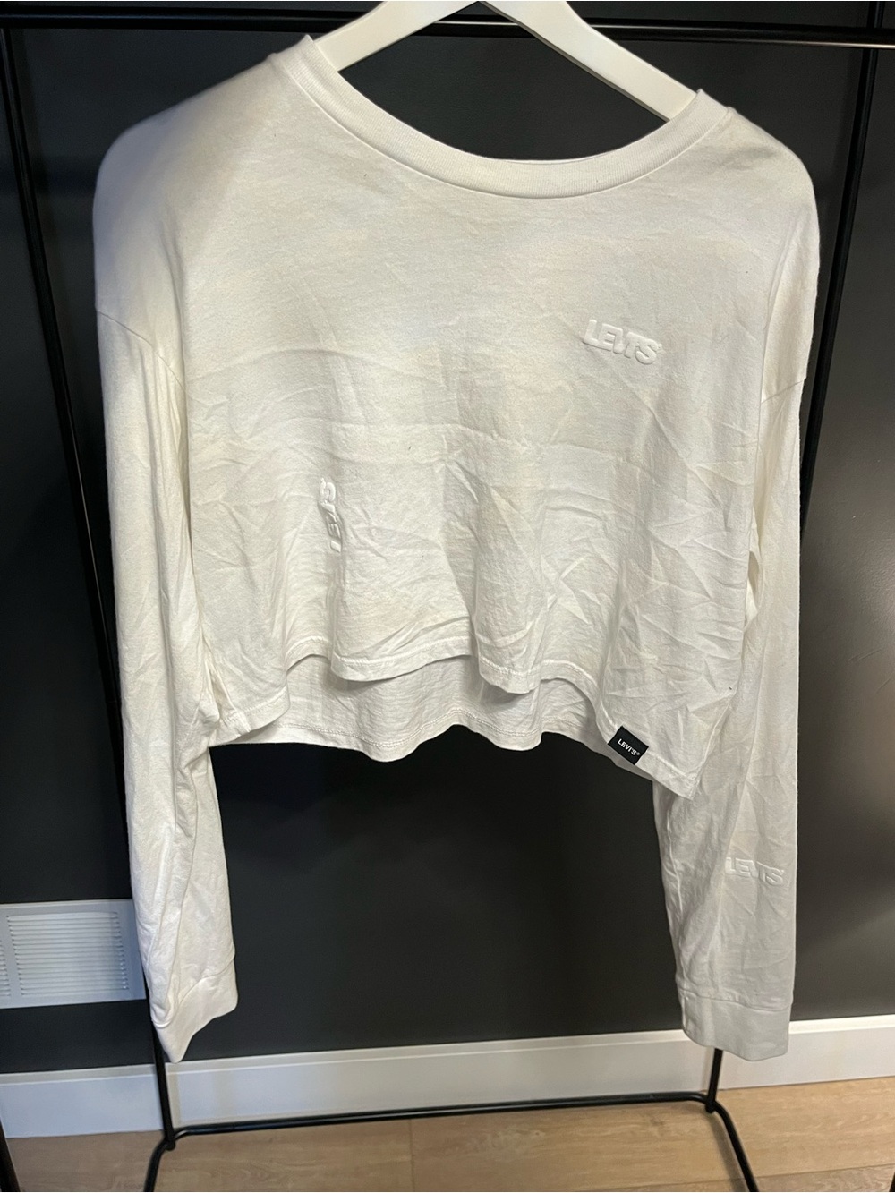 Levi’s Women's White Cropped Long-Sleeve Top